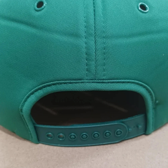 Green Hat - Picture 6 of 11